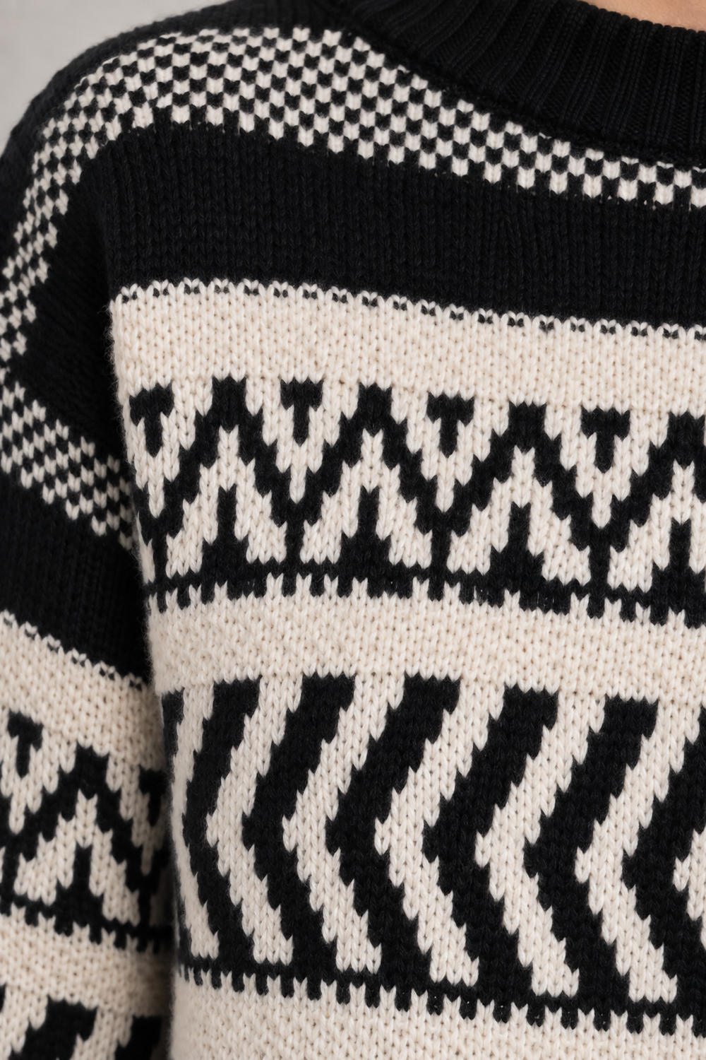 Suéter Jacquard Negro y Blanco